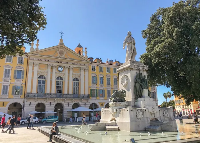 Coeur De La Libe - Ideal Couple & Friends - & Cosy - Tram & Supermarkets -ac -bed Xxl * Nice