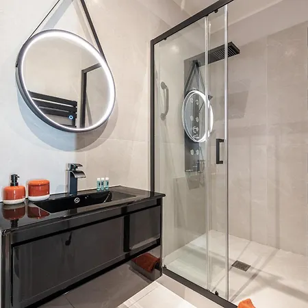 Coeur De La Libe - Ideal Couple & Friends - & Cosy - Tram & Supermarkets -ac -bed Xxl *