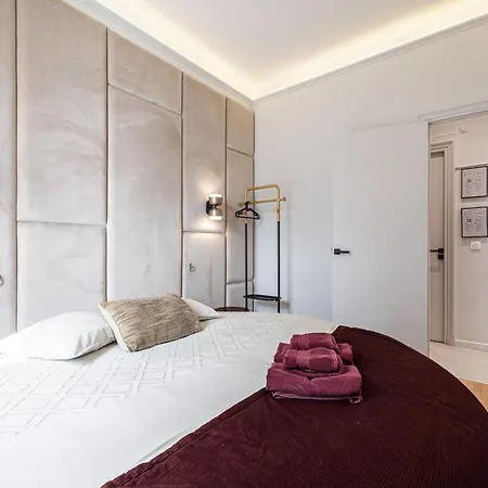 아파트 Coeur De La Libe - Ideal Couple & Friends - & Cosy - Tram & Supermarkets -ac -bed Xxl