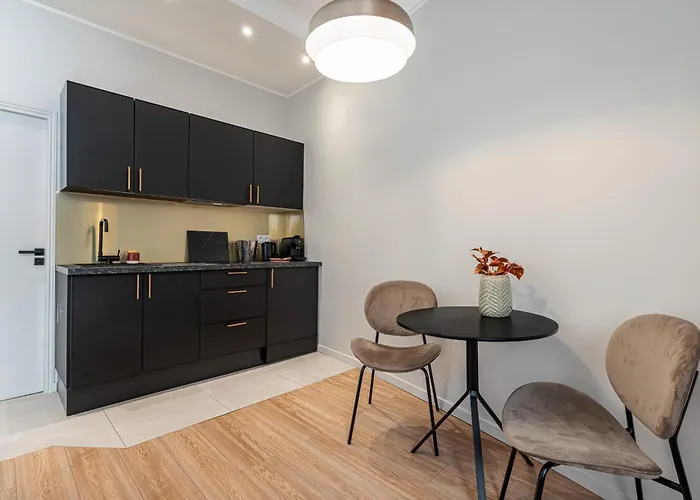 Coeur De La Libe - Ideal Couple & Friends - & Cosy - Tram & Supermarkets -ac -bed Xxl Apartamento *