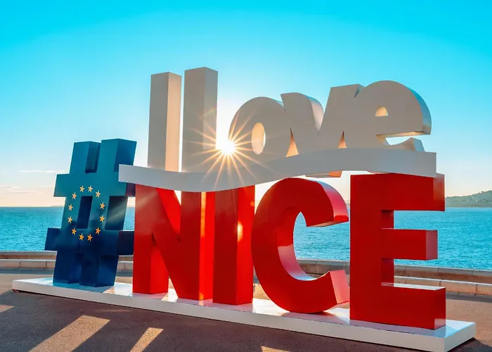 Coeur De La Libe - Ideal Couple & Friends - & Cosy - Tram & Supermarkets -ac -bed Xxl Apartamento